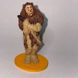Wizard Of Oz "The Cowardly Lion” Figurine 1988 Franklin Mint MGM 2.5”x4” Vintage